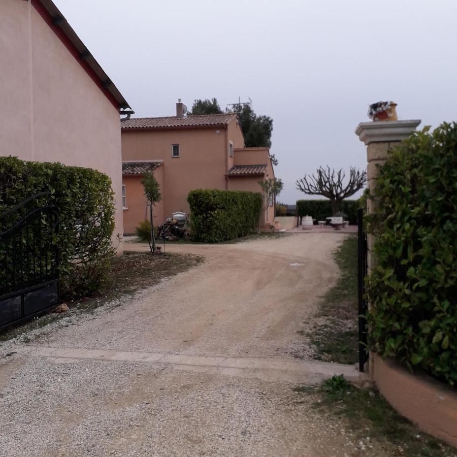 Vents D'Anges Bed & Breakfast Sainte-Cécile-les-Vignes Exterior foto