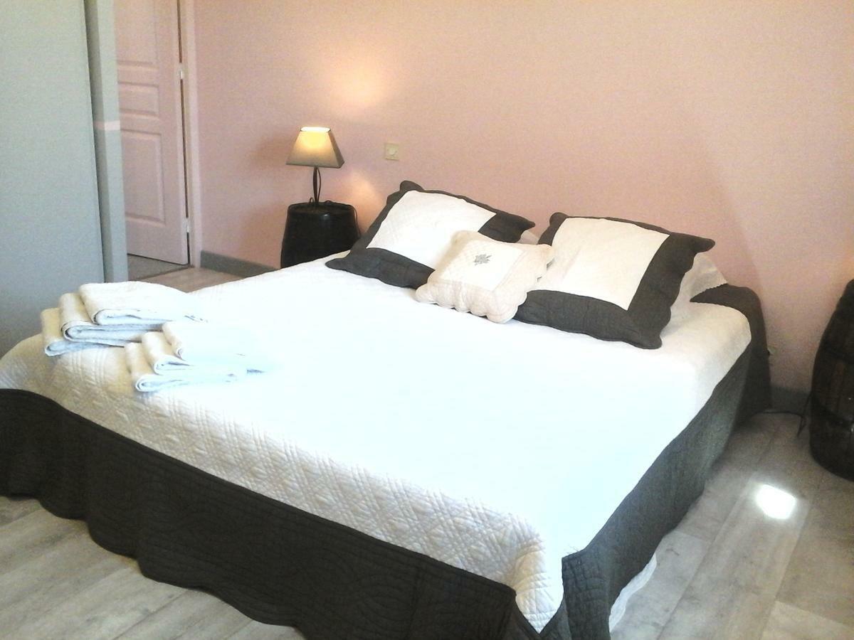 Vents D'Anges Bed & Breakfast Sainte-Cécile-les-Vignes Exterior foto